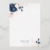 Echte Folie Navy Blue en Blush Roze bloemenbruilof Folie Uitnodiging (Achterkant)