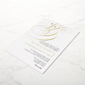 Echte Gouden Folie Elegante Monogram Bruiloft Uitnodiging (Gedraaid)