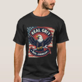 Echte Grit, echte Amerikaan T-shirt (Voorkant)