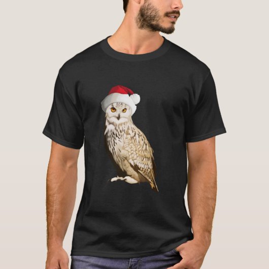 Echte kerstbosuil met een hapje en een feest t-shirt (Voorkant)