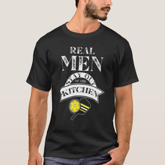 Echte Mannen blijven uit de keuken van de Pickleba T-shirt (Voorkant)
