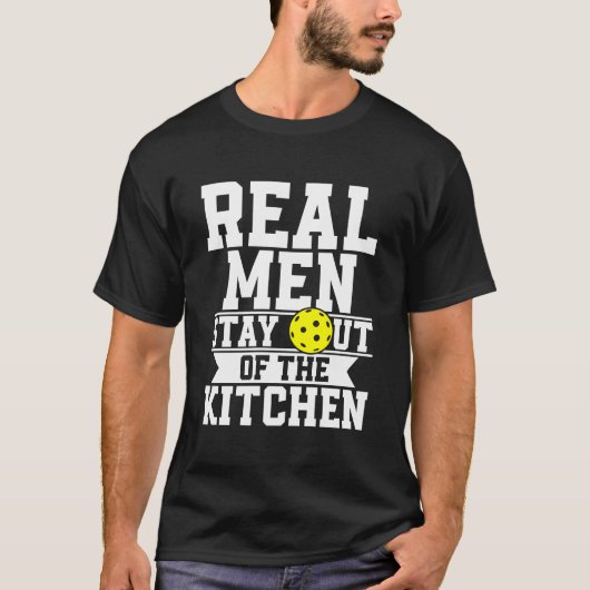 Echte Mannen blijven weg uit de keuken. T-shirt (Voorkant)