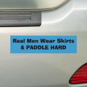 Echte mannen draag rokken bumpersticker (Op auto)