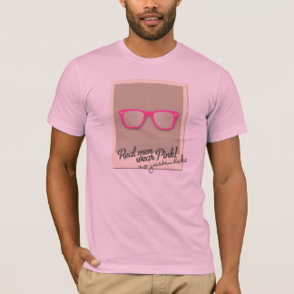 Echte Mannen Draag Roze T-Shirt