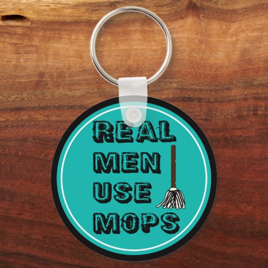echte mannen gebruiken mops sleutelhanger (Voorkant)