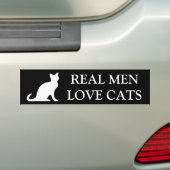 Echte mannen houden van katten met bumpersticker (Op auto)