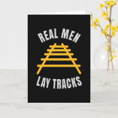 Echte mannen leggen rails vast kaart (Gele Bloem)