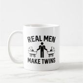 Echte Mannen maken tweelingen Koffiemok (Links)