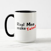 Echte Mannen maken tweelingen Mok (Links)