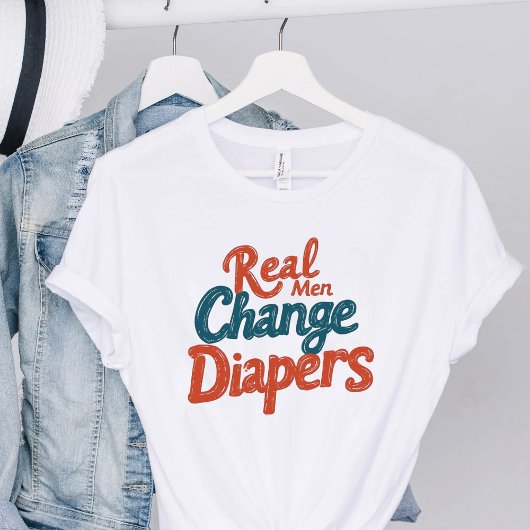 Echte mannen verschonen luiers Grappige nieuwe vad T-shirt