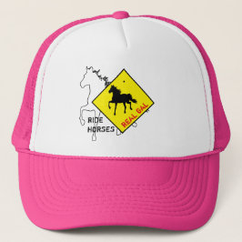 Echte meisjes rijden paarden & Black Horse Party / Trucker Pet