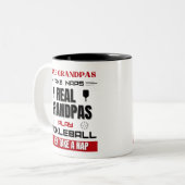 Echte opa's spelen pickleball grappige senior spel tweekleurige koffiemok (Voorkant links)