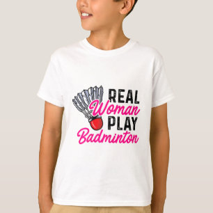 Echte vrouw speelt badminton speler shuttle t-shirt