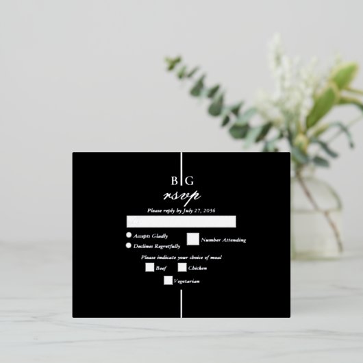 Echte Zilveren Folie Zwart Monogram Huwelijk RSVP Folie Uitnodiging Briefkaart (Staand Voorkant)