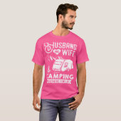 Echtgenoot en Echtgenote Camping Partners voor het T-shirt (Voorkant volledig)