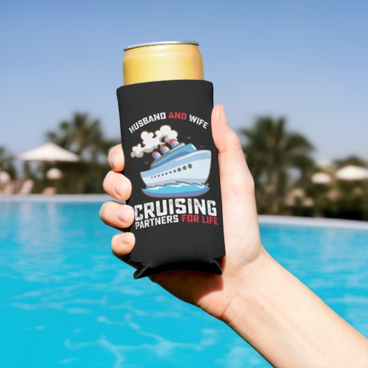 Echtgenoot en echtgenote die partners voor het lev seltzer blikjeskoeler (Insitu Zwembad)