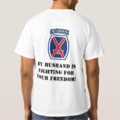 Echtgenoot vecht voor je vrijheid t-shirt (Achterkant)