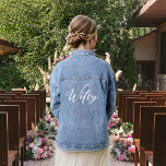 Echtgenote De bruid Mrs Wedding Denim Jacket<br><div class="desc">Prachtige denim jas. Perfect voor afbeelding met de bruidsfeestje!</div>