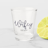 Echtgenote Moderne typografie Vrouw Mevrouw Huweli Shot Glas (Voorkant)