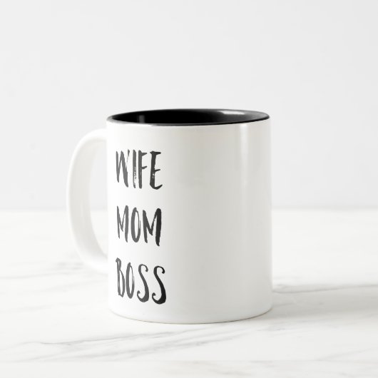 Echtgenote mok van mam Boss (Voorkant links)