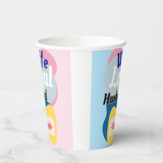 Echtgenote, trouwe echtgenoot, sterkte papieren bekers (Links)