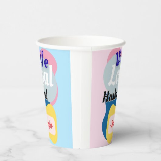 Echtgenote, trouwe echtgenoot, sterkte papieren bekers (Rechts)