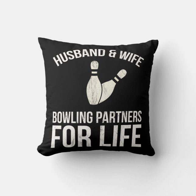 Echtgenoten en echtgenotes bowlingpartners voor he kussen (Voorkant)