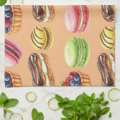 Eclairs en macarons van Natasha Us Theedoek (Gevouwen)