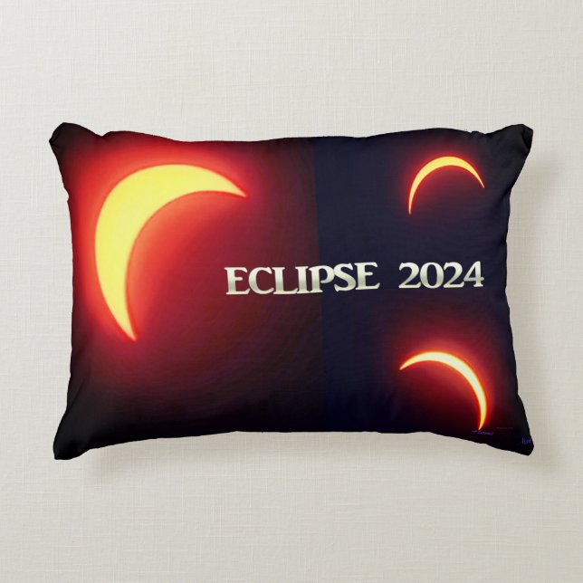 Eclipse 2024 accent kussen (Voorkant)