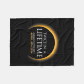 Eclipse twee keer in Leven 2024 Zonsverduistering Fleece Deken (Voorkant (Horizontaal))