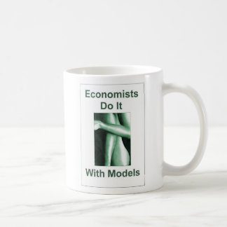 Economen doen het met modellen koffiemok