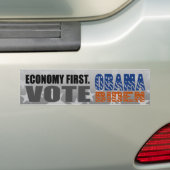 Economie eerst Vote Obama Biden bumpersticker (Op auto)