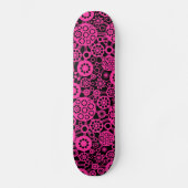 Ecosysteem - Hot Pink op zwart Persoonlijk Skateboard (Voorkant)