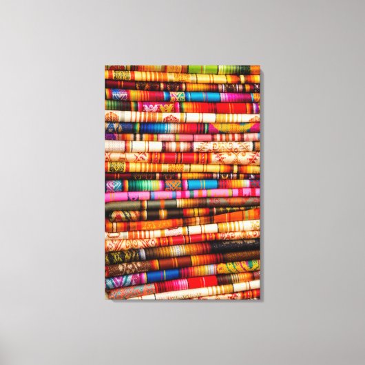 Ecuador, Quito Area, Otavalo Handicraft Market Canvas Afdruk (Voorkant)