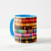 Ecuador, Quito Area, Otavalo Handicraft Market Mok (Voorkant links)