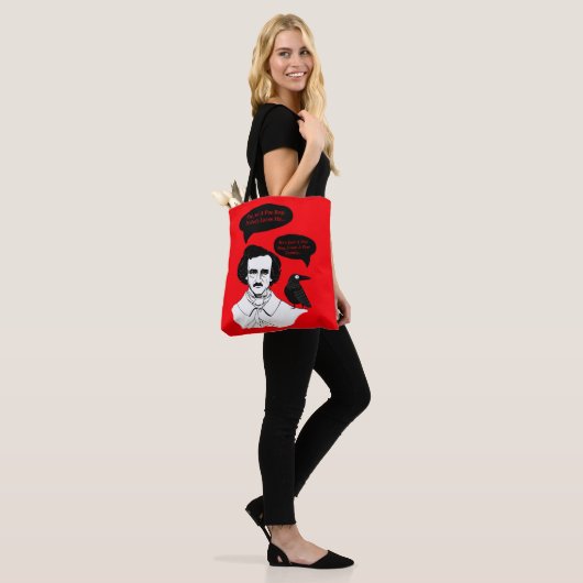 Edgar Allan Poe Boy en Raven Tote Bag (Op model)
