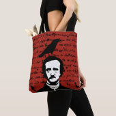 Edgar Allan Poe met Black Raven op rood Tote Bag (Dichtbij)