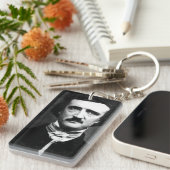 Edgar Allan Poe Portret Sleutelhanger (Voorkant Rechts)