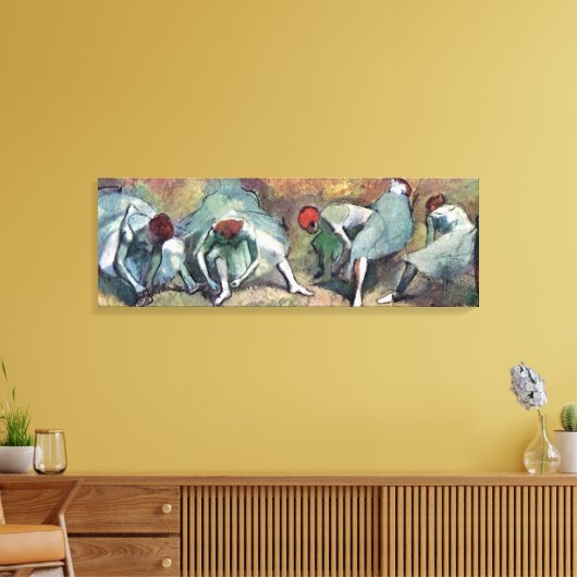 Edgar Degas - Ballet Dancers Tying Shoes Canvas Afdruk (Insitu (Woonkamer))