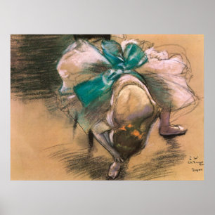 Edgar Degas Dancer die haar schoenribbons aan het  Poster