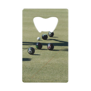 Edge of Victory: een close call bij Lawn Bowls Creditkaart Flessenopener