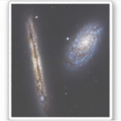 Edge-On Galaxy NGC 4302 & gekantelde Galaxy NGC 42 Sticker (Voorkant)