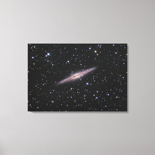 Edge-on uitzicht van de NGC 891 Spiraal Galaxy in  Canvas Afdruk (Voorkant)