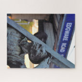 Edgeware Road Station Statue - 16 x 20 - 520 pcs. Legpuzzel (Horizontaal)
