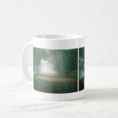 edgewood park leidt naar mist dubbelzijdig koffiemok (Voorkant links)