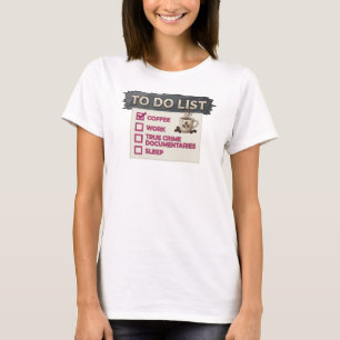 Edgy Goud COFFIE WERK ECHTE MISDAAD Visueel ontwer T-shirt