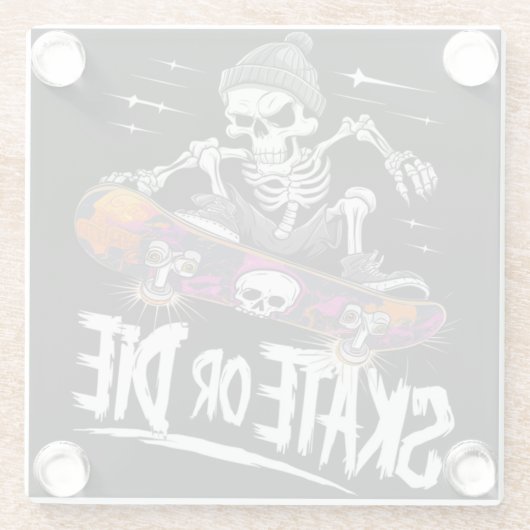 Edgy Halloween Skeleton Riding Skateboard: Monochr Glazen Onderzetter (Achterkant)