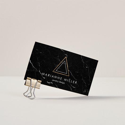 Edgy Roos Gold Triangle - Logo zwarte marmer Visitekaartje