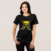 Edgy Yellow Bear Street Style Graphic T-Shirt (Voorkant volledig)