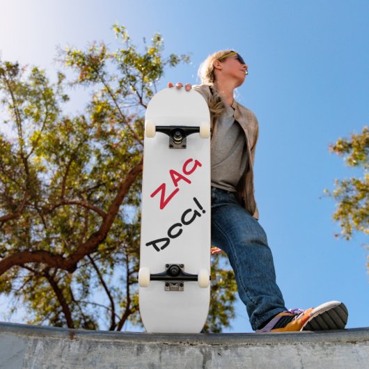 Edgy Zag Dog Witte Skateboard (Buiten 1)